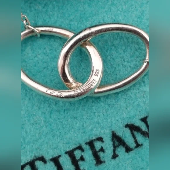 Vintage Tiffany & Co. Double Loop Pendant Necklace - Picture 3 of 6